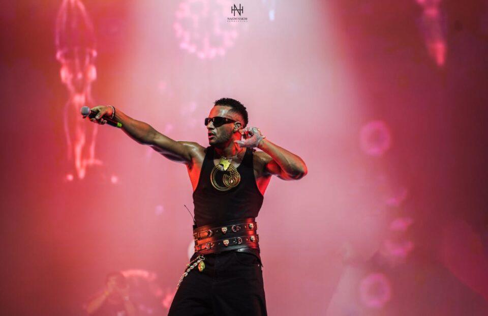 حفل محمد رمضان بالقرية العالمية يسجل أعلى رقم حضور حفل غنائي بالإمارات| صور