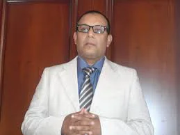 خالد أقلعي