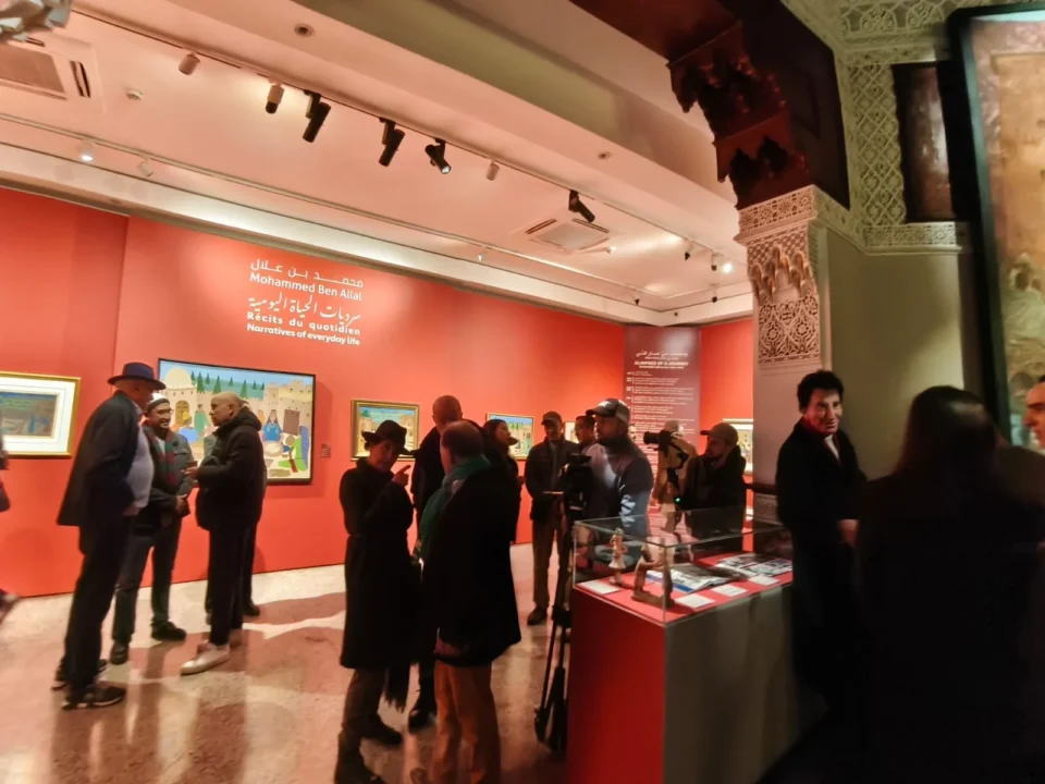 معرض "محمد بن علال.. حكايات يومية" يحتفي بالذاكرة الشعبية لمدينة مراكش