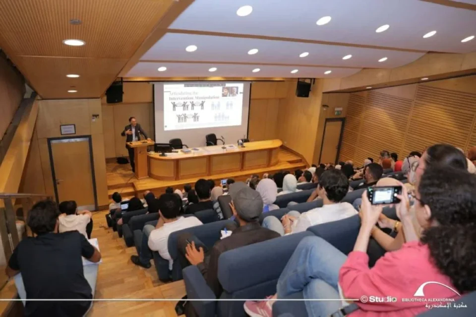 مكتبة الإسكندرية تستضيف الحائز على نوبل غويدو إمبينز